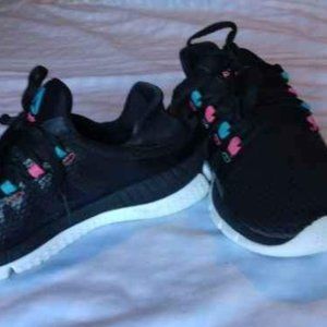 Women's reebok tennis shoes